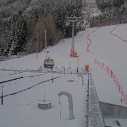 Webcam Patscherkofelbahn Talstation / Innsbruck - Patscherkofel