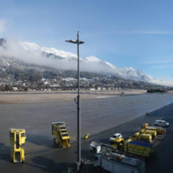Webcam Flughafen / Innsbruck - Nordkette